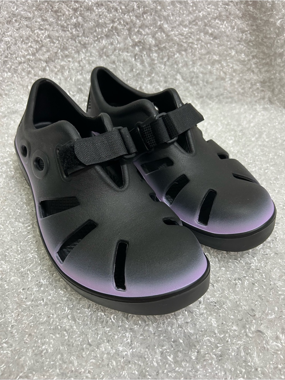 OOFOS OOcandoo Velcro closure Shoes